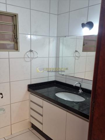 Casa para locacao no Industrial em Londrina com 0m² por R$ 2.100,00