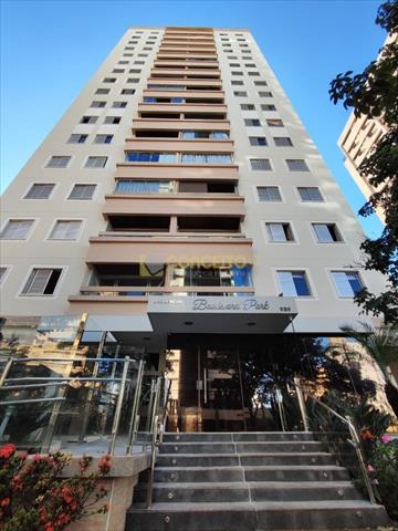 Apartamento para venda no Centro em Londrina com 139,61m² por R$ 490.000,00