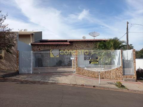 Casa para venda no Jardim Delta em Londrina com 250m² por R$ 530.000,00