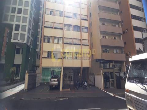 Apartamento para locacao no Centro em Londrina com 0m² por R$ 1.800,00