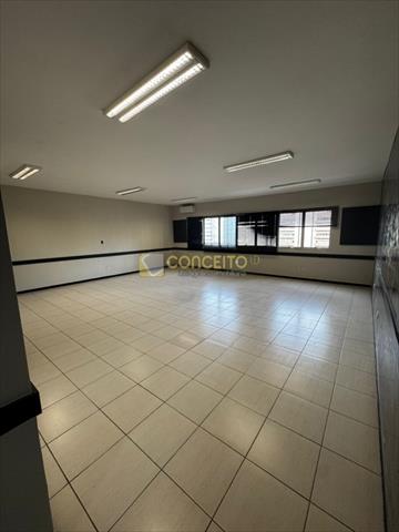 Sala Comercial para locacao no Centro em Londrina com 160m² por R$ 3.900,00