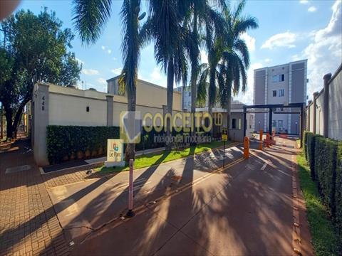 Apartamento para locacao no Jardim Joquei Club em Londrina com 46m² por R$ 1.200,00