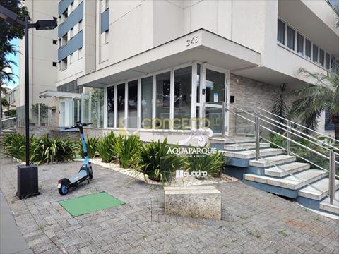 Apartamento para locacao no Vitoria em Londrina com 0m² por R$ 2.600,00