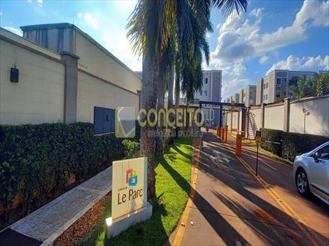 Apartamento para locacao no Jardim Joquei Club em Londrina com 54m² por R$ 1.400,00