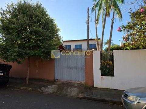 Sobrado para venda no Claudia em Londrina com 250m² por R$ 700.000,00