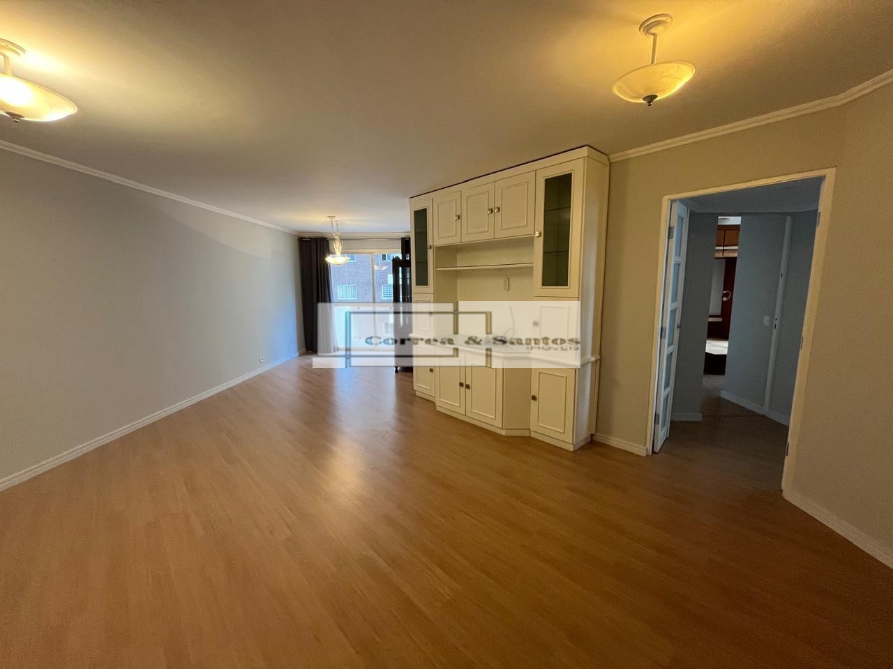 Apartamento para locacao no Bigorrilho em Curitiba com 132,2m² por R$ 6.000,00