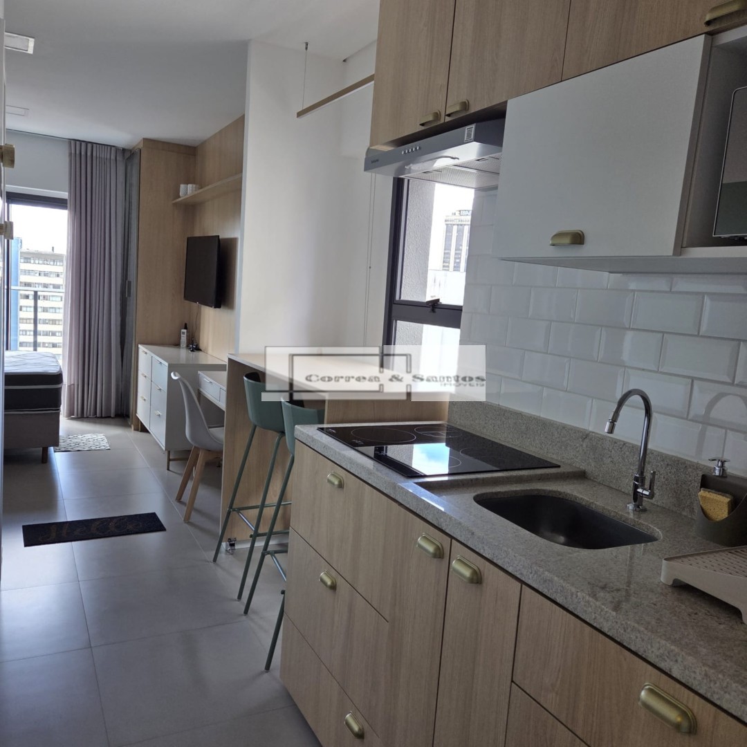 Studio para locacao no Centro em Curitiba com 27,73m² por R$ 2.875,00