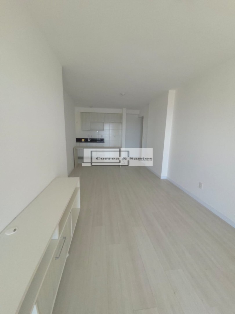 Apartamento para locacao no Centro em Curitiba com 65m² por R$ 3.500,00