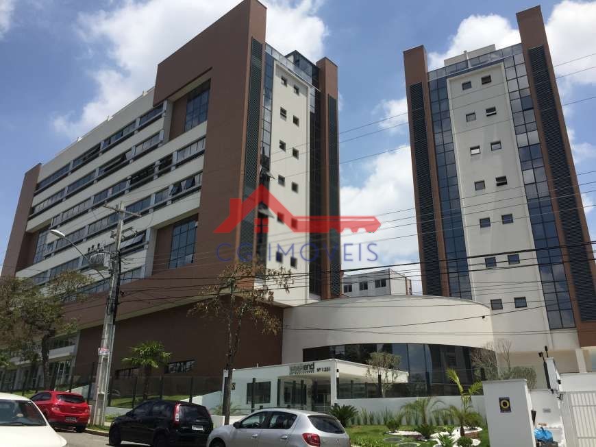 Apartamento para locacao no Juveve em Curitiba com 40m² por R$ 3.750,00