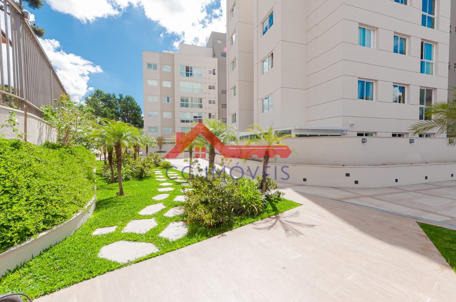 Cobertura para locacao no Merces em Curitiba com 163m² por R$ 7.250,00