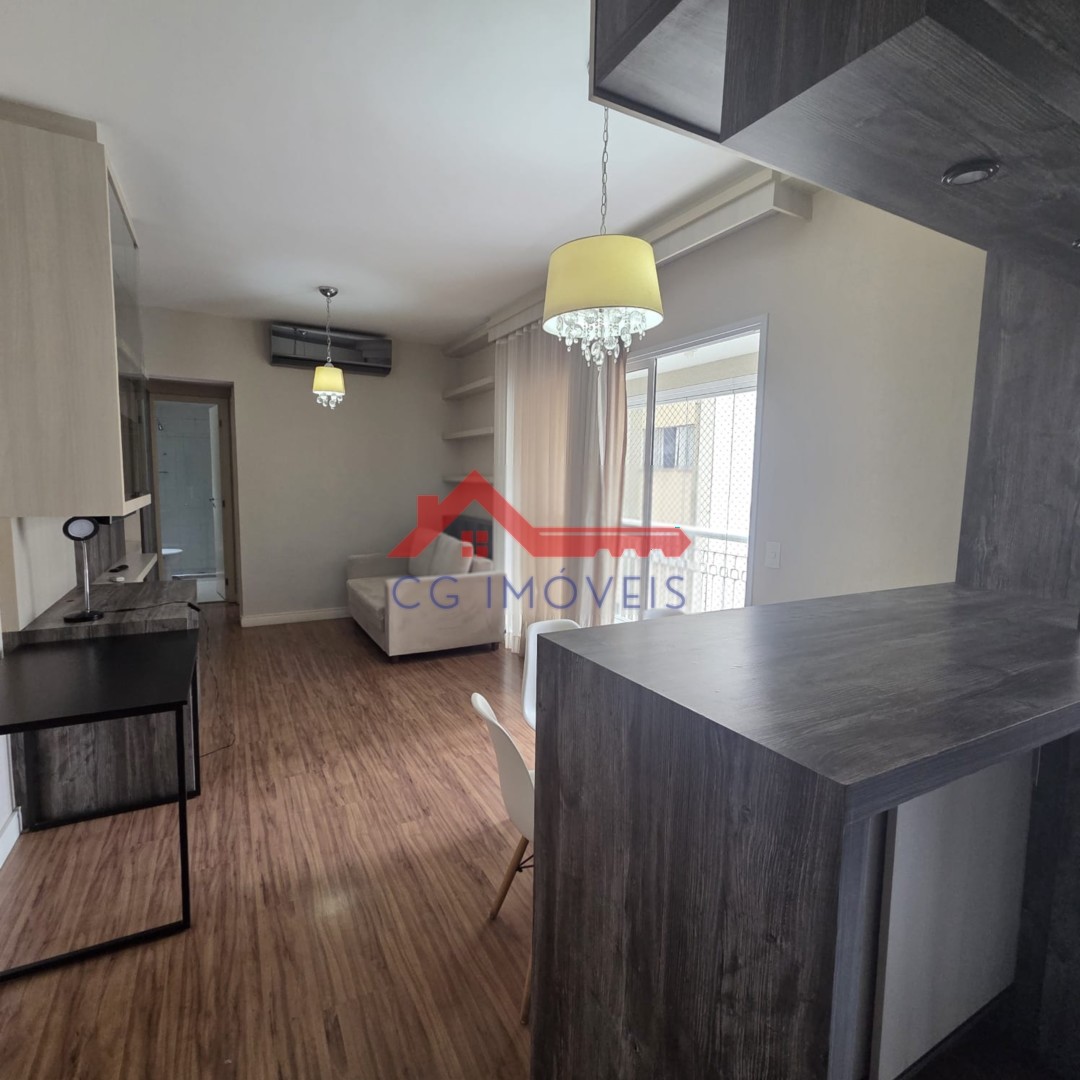 Apartamento para locacao no Centro em Curitiba com 50m² por R$ 4.750,00