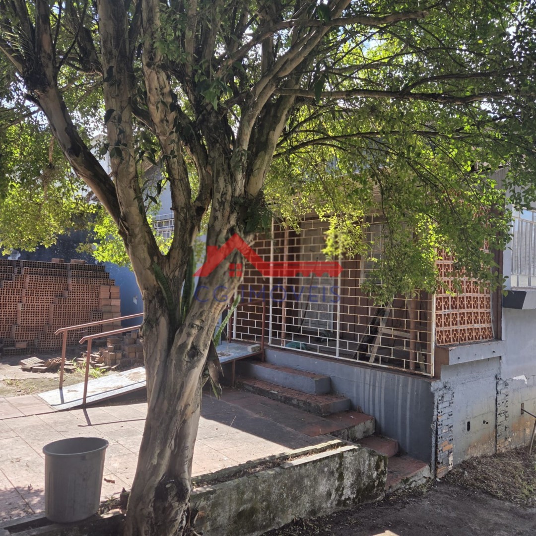 Terreno para venda no Ahu em Curitiba com 331m² por R$ 1.080.000,00