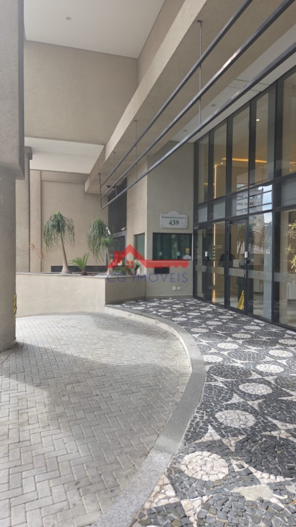 Apartamento para locacao no Centro em Curitiba com 50,25m² por R$ 4.375,00