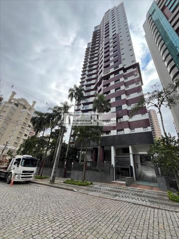 Cobertura para locacao no Juveve em Curitiba com 318m² por R$ 20.625,00