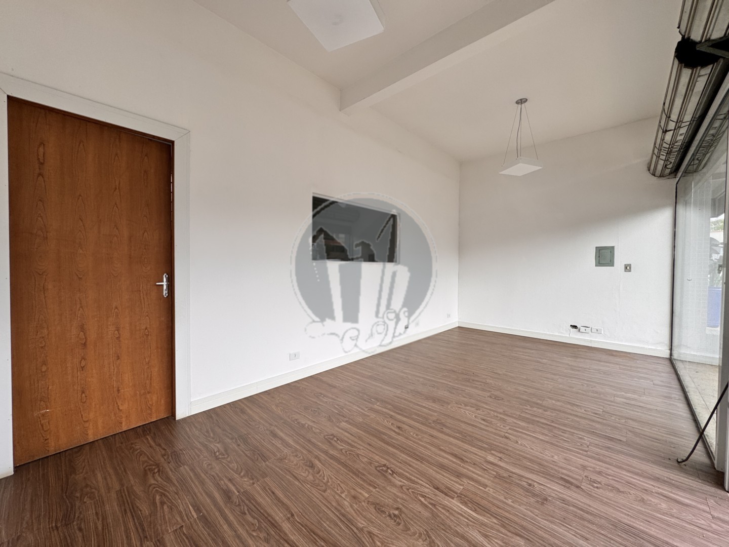 Loja para locacao no Vila Izabel em Curitiba com 45,1m² por R$ 2.625,00