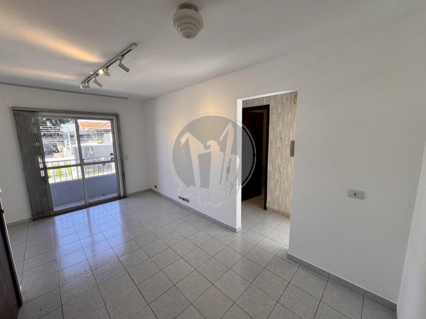 Apartamento para locacao no Vila Izabel em Curitiba com 72,8m² por R$ 2.875,00