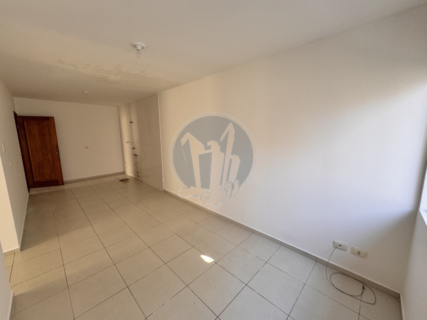 Casa Residencial para locacao no Santa Candida em Curitiba com 82,5m² por R$ 2.750,00