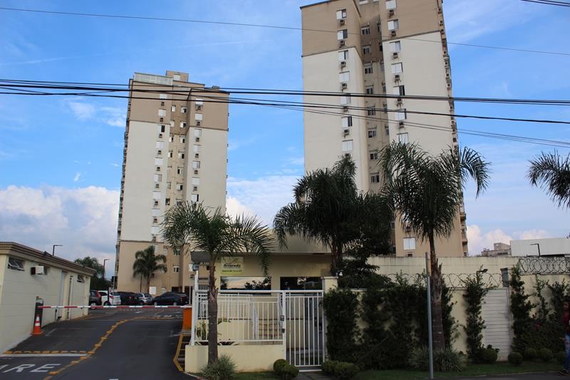 Apartamento para locacao no Xaxim em Curitiba com 120,08m² por R$ 2.500,00