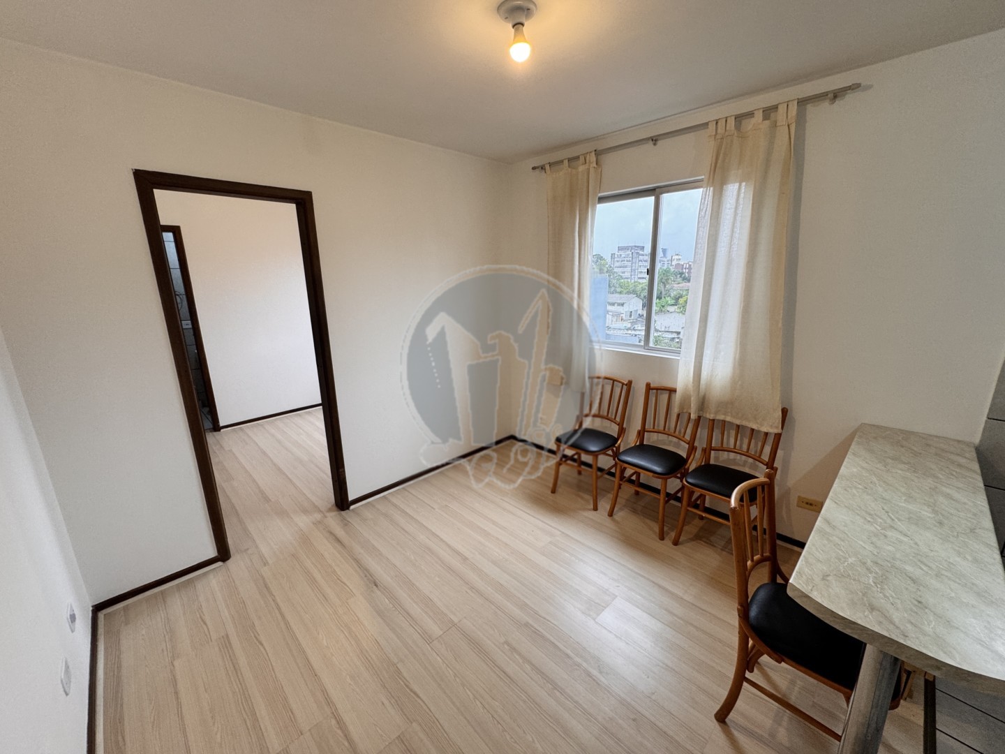 Apartamento para locacao no Alto da Gloria em Curitiba com 61,6m² por R$ 1.875,00