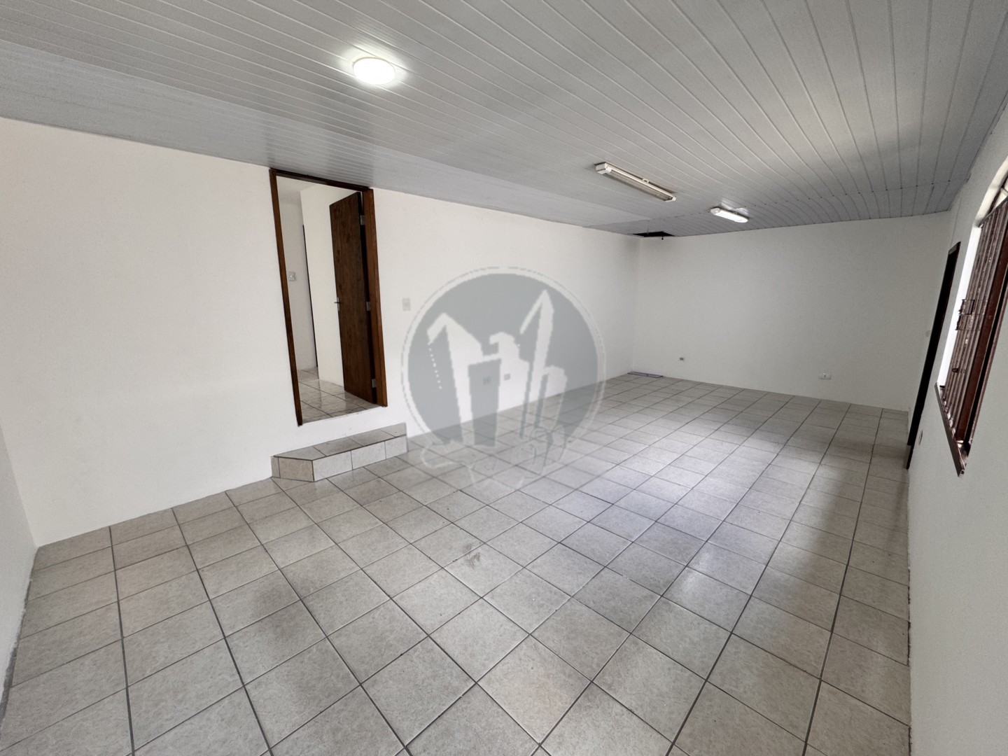 Apartamento para locacao no Barreirinha em Curitiba com 94m² por R$ 2.875,00