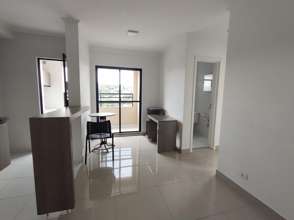 Apartamento para locacao no Santa Quiteria em Curitiba com 73,6m² por R$ 2.250,00