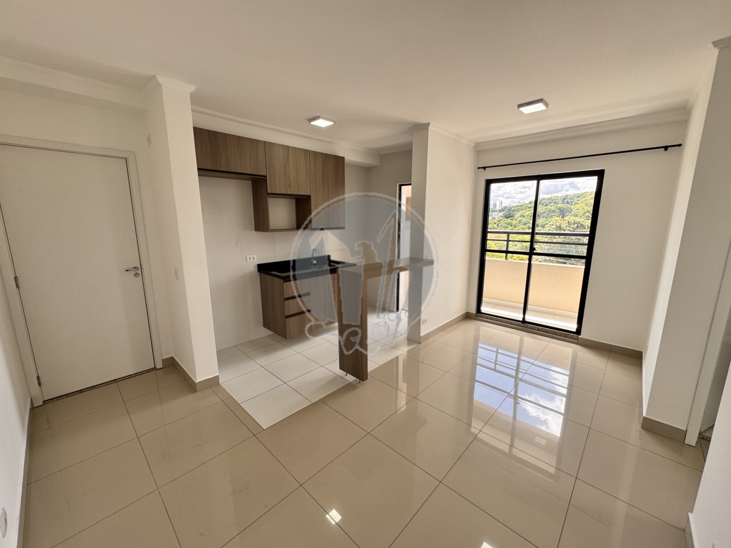 Apartamento para locacao no Santa Quiteria em Curitiba com 73,6m² por R$ 3.000,00