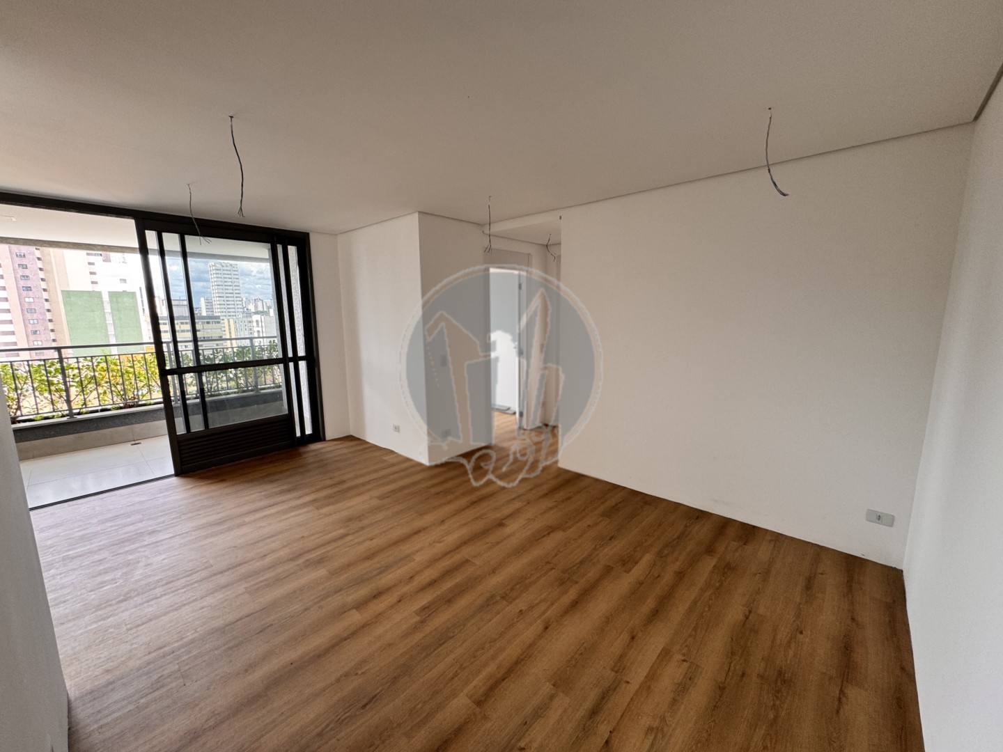 Apartamento para venda no Centro em Curitiba com 128,96m² por R$ 820.000,00