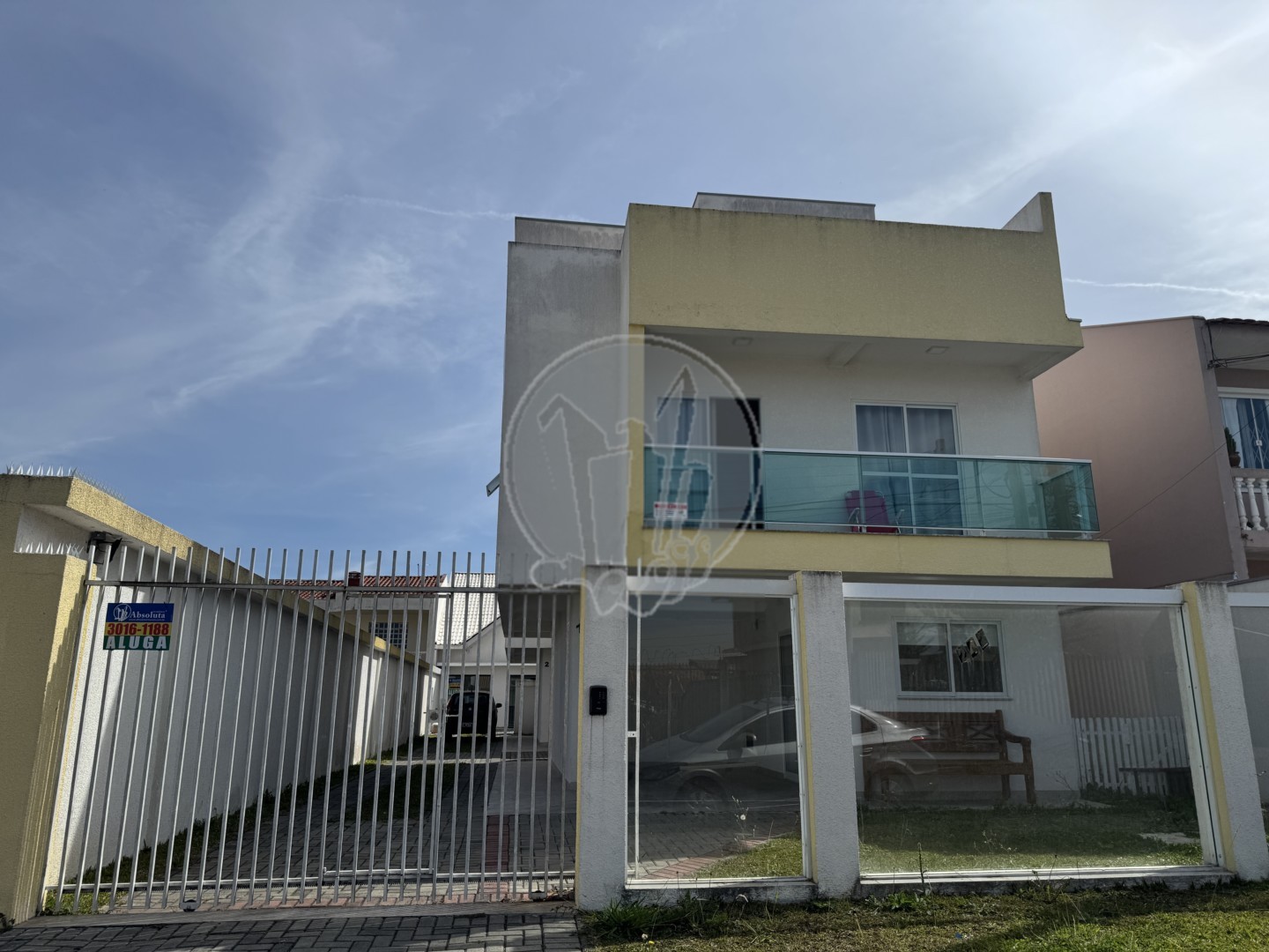 Sobrado para locacao no Pinheirinho em Curitiba com 230m² por R$ 3.625,00