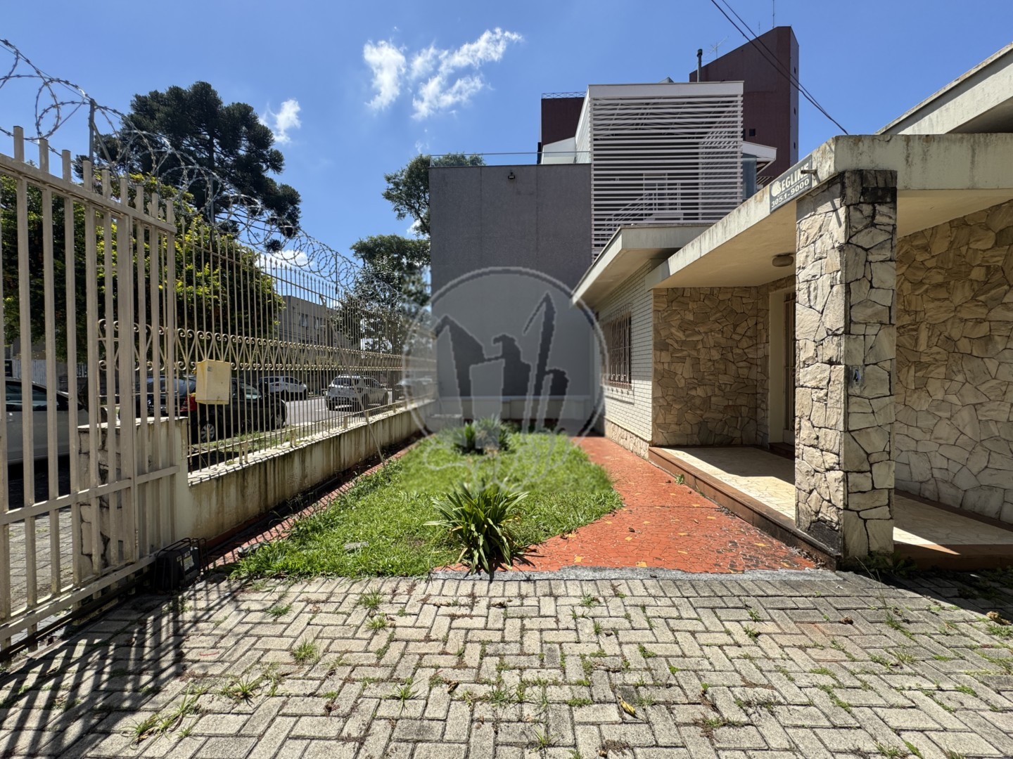 Terreno para venda no Alto da Rua XV em Curitiba com 365,65m² por R$ 1.290.000,00