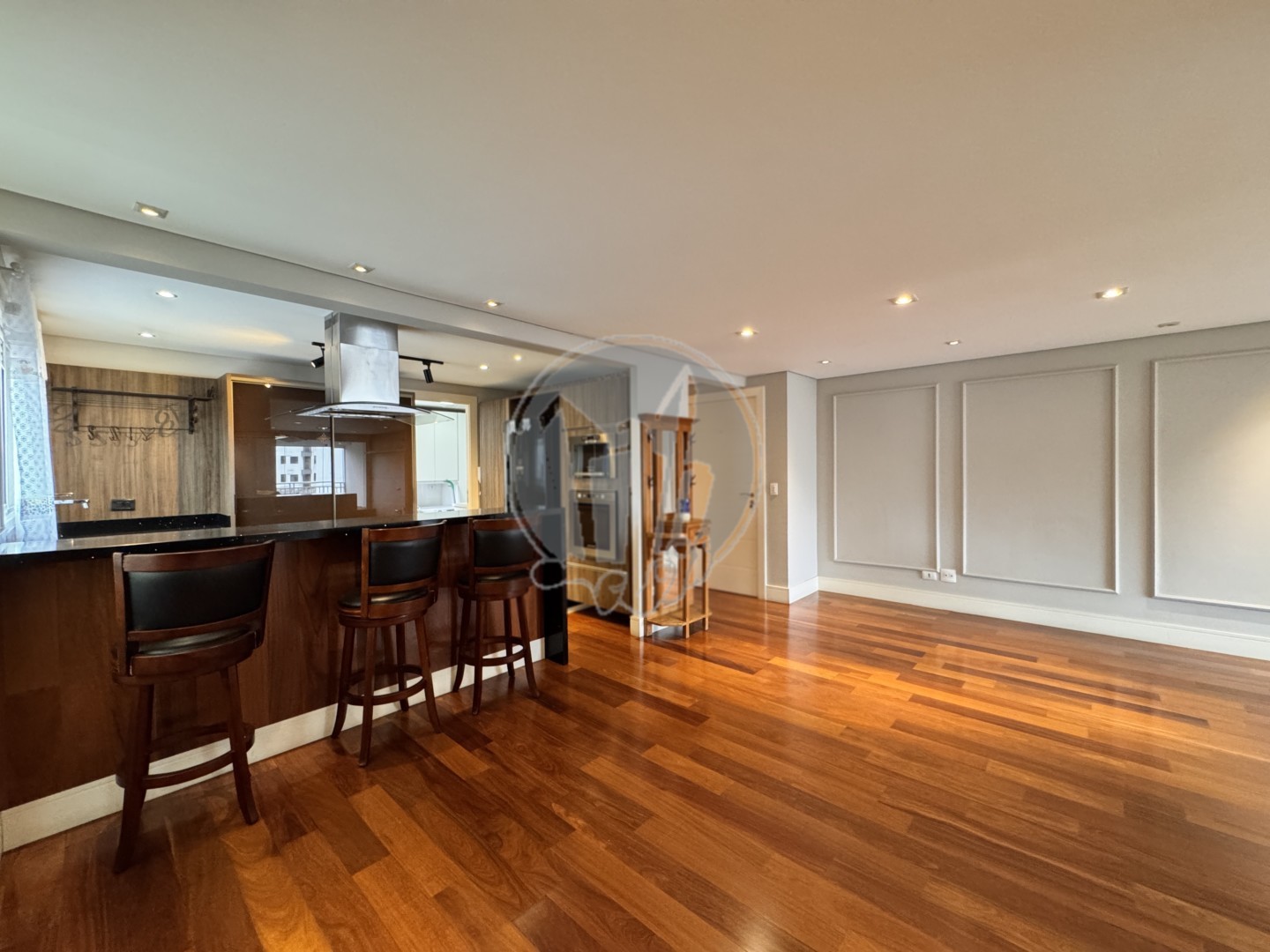 Apartamento para alugar em Juveve, Curitiba — Imobiliária Andrade