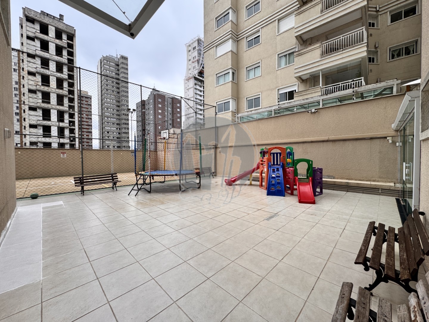 Apartamento para alugar em Juveve, Curitiba — Imobiliária Andrade