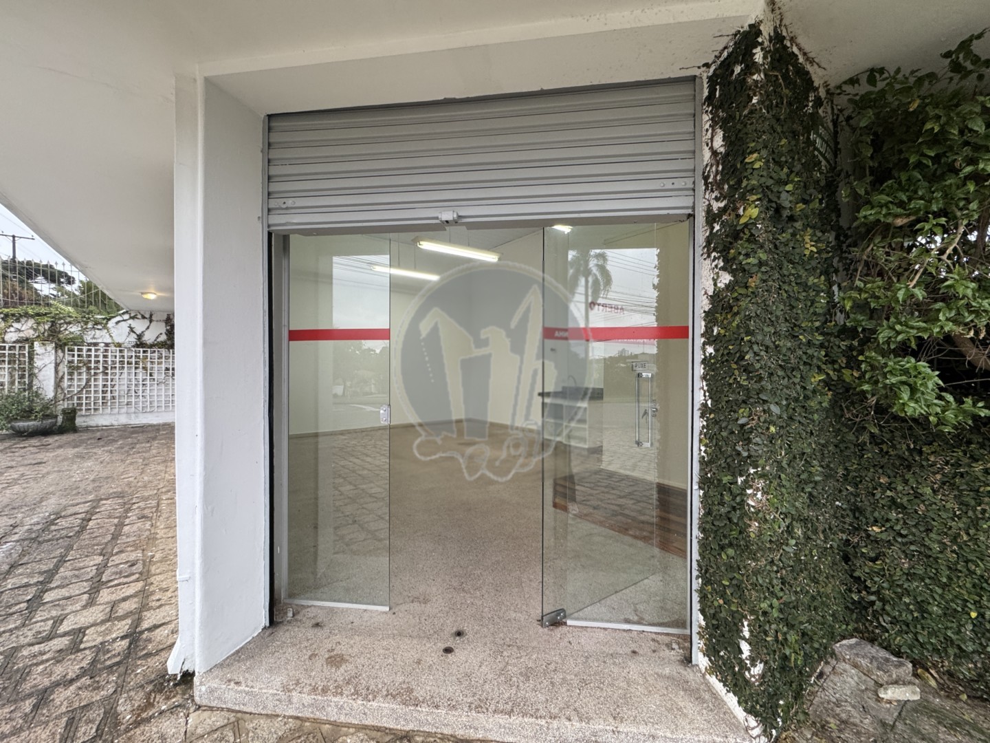 Loja para locacao no Jardim Social em Curitiba com 36,5m² por R$ 2.500,00