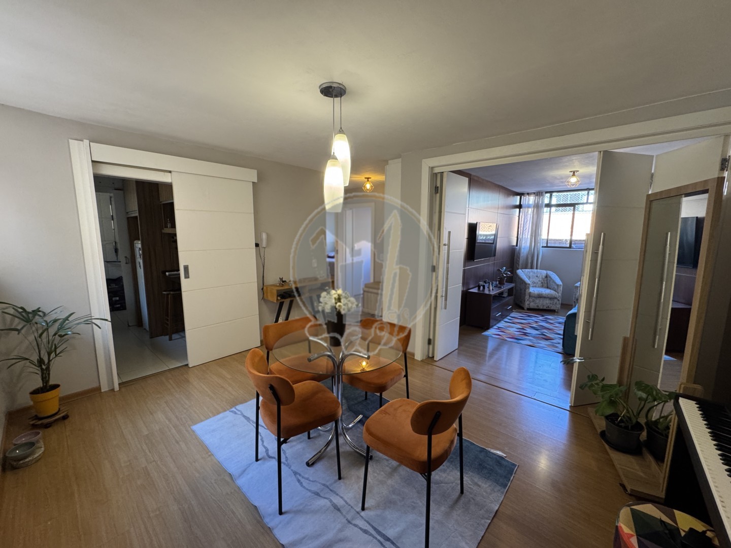 Apartamento para venda no Cristo Rei em Curitiba com 86,1m² por R$ 320.000,00