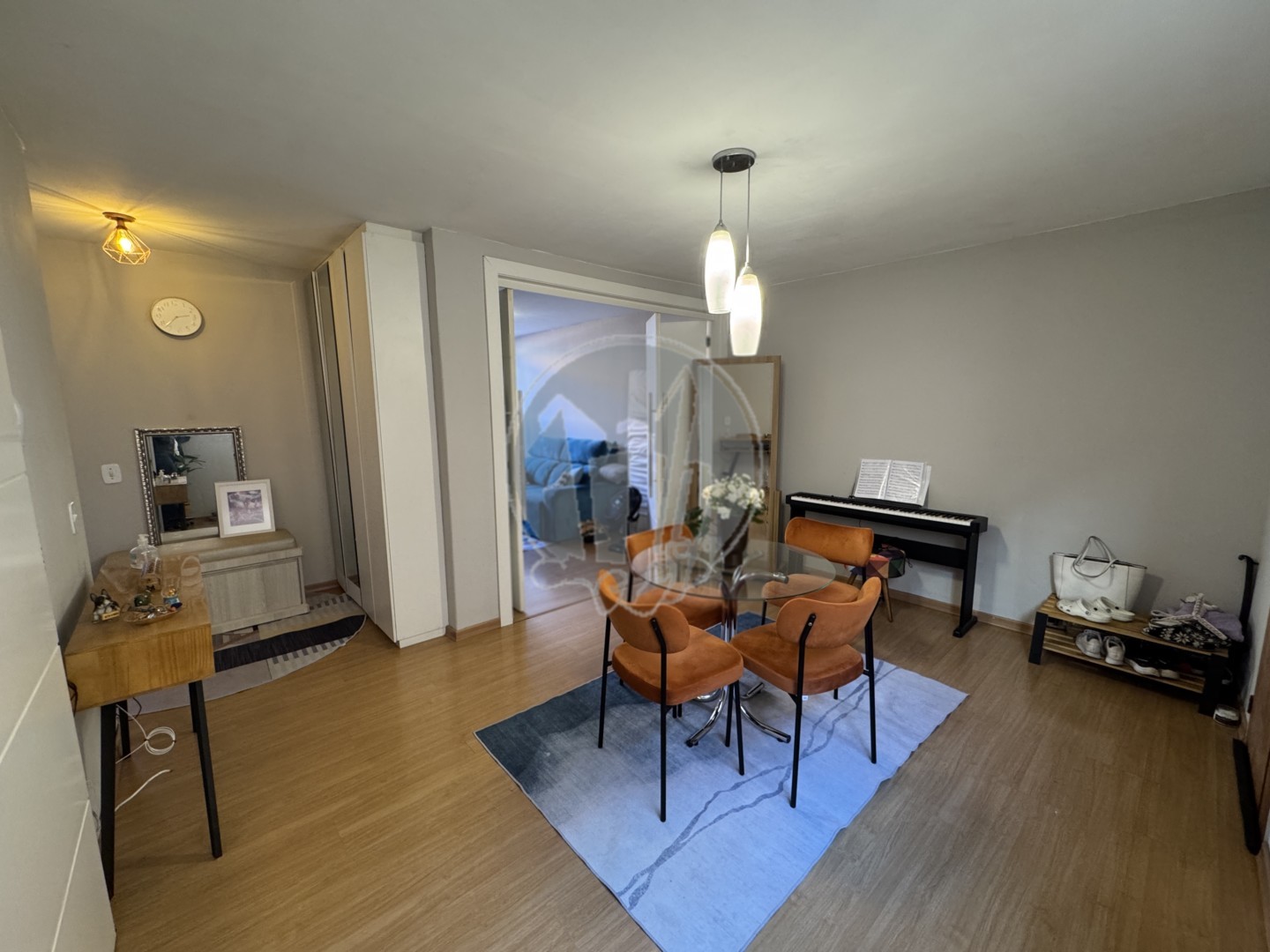 Apartamento para venda no Cristo Rei em Curitiba com 86,1m² por R$ 320.000,00