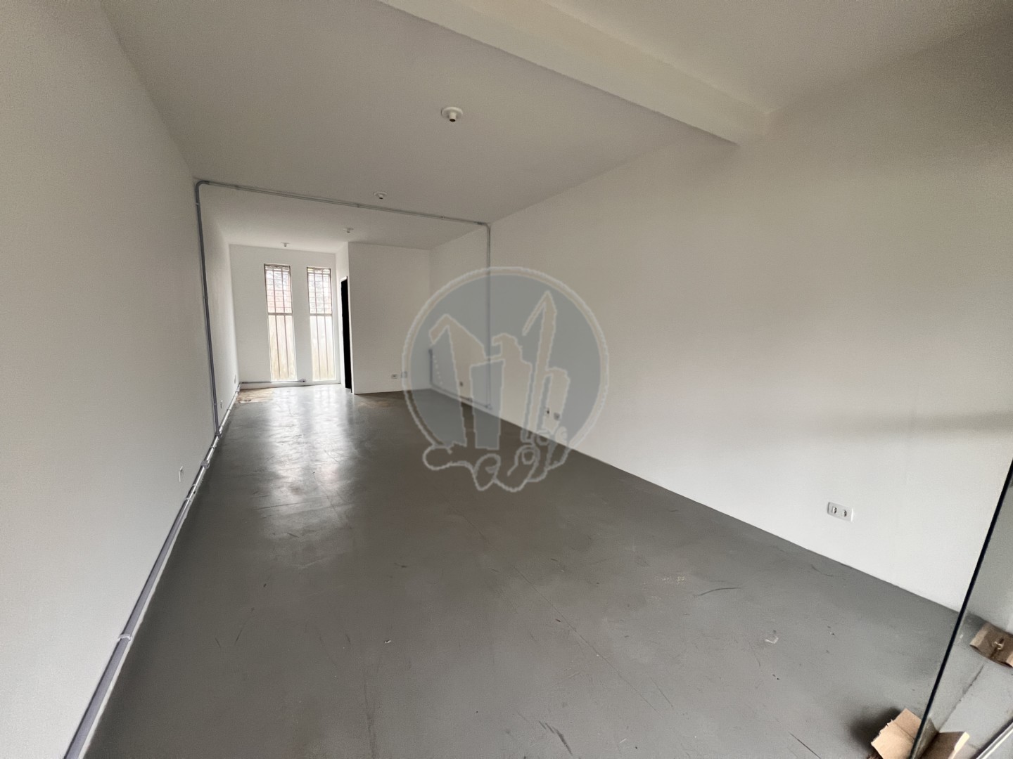 Loja para locacao no Vista Alegre em Curitiba com 44,46m² por R$ 1.750,00