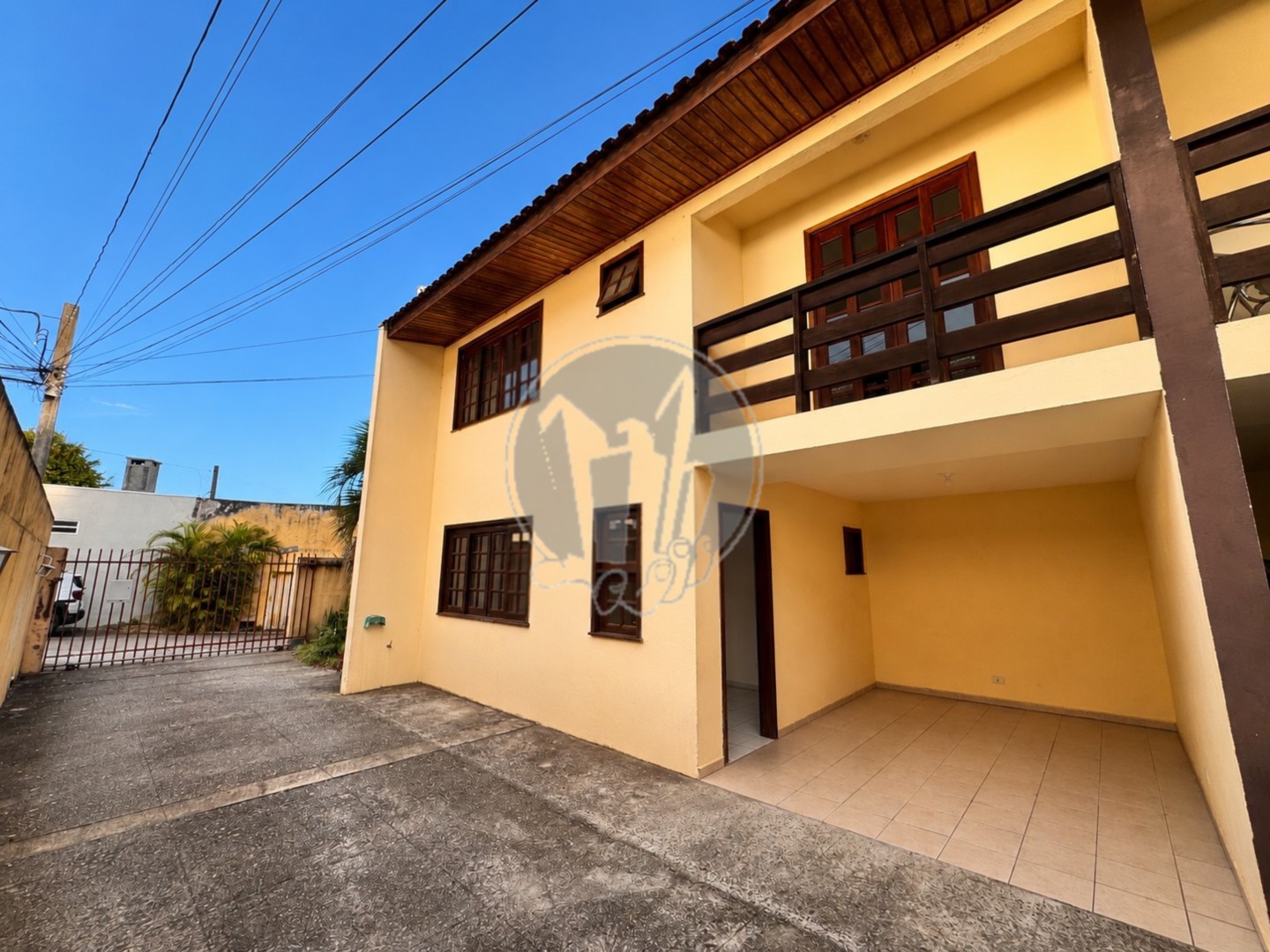 Sobrado para locacao no Boa Vista em Curitiba com 118,7m² por R$ 3.625,00