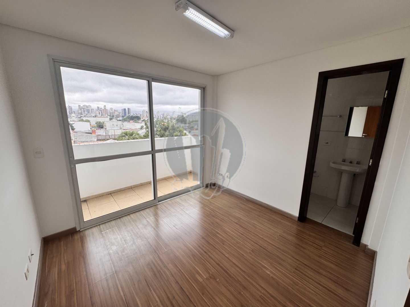 Apartamento para alugar em RebouÇas, Curitiba — TESTE 12342