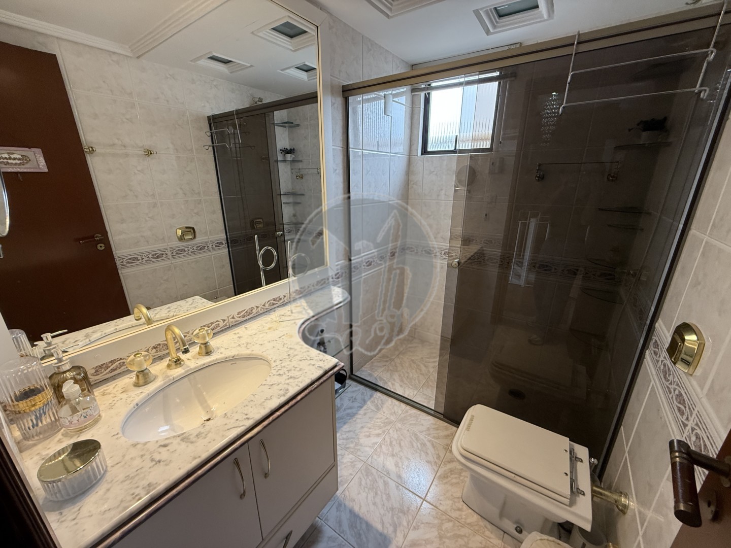 Apartamento para locacao no Alto da Rua XV em Curitiba com 100m² por R$ 3.062,50