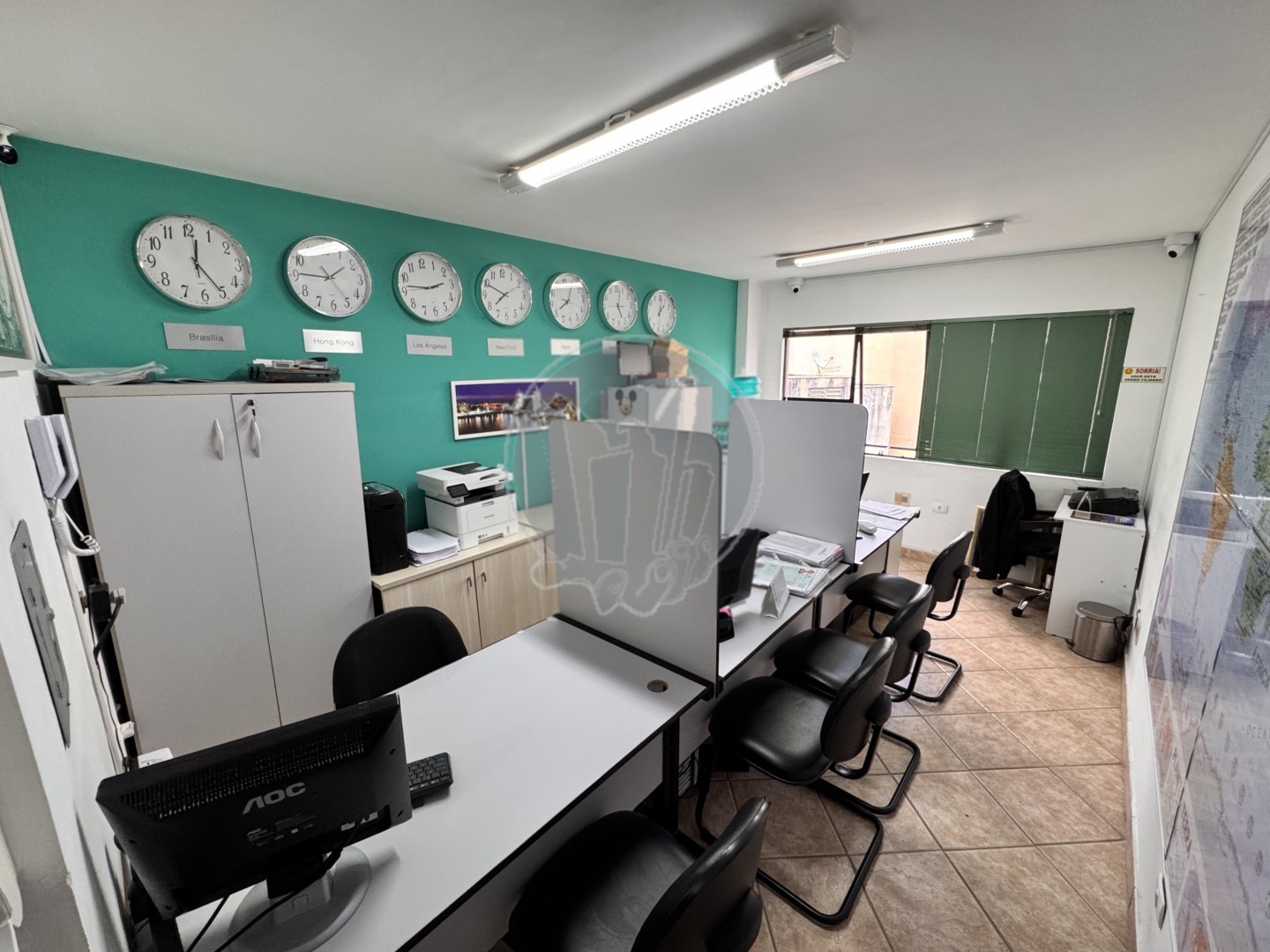 Conjunto Comercial para venda no Centro em Curitiba com 34,41m² por R$ 130.000,00