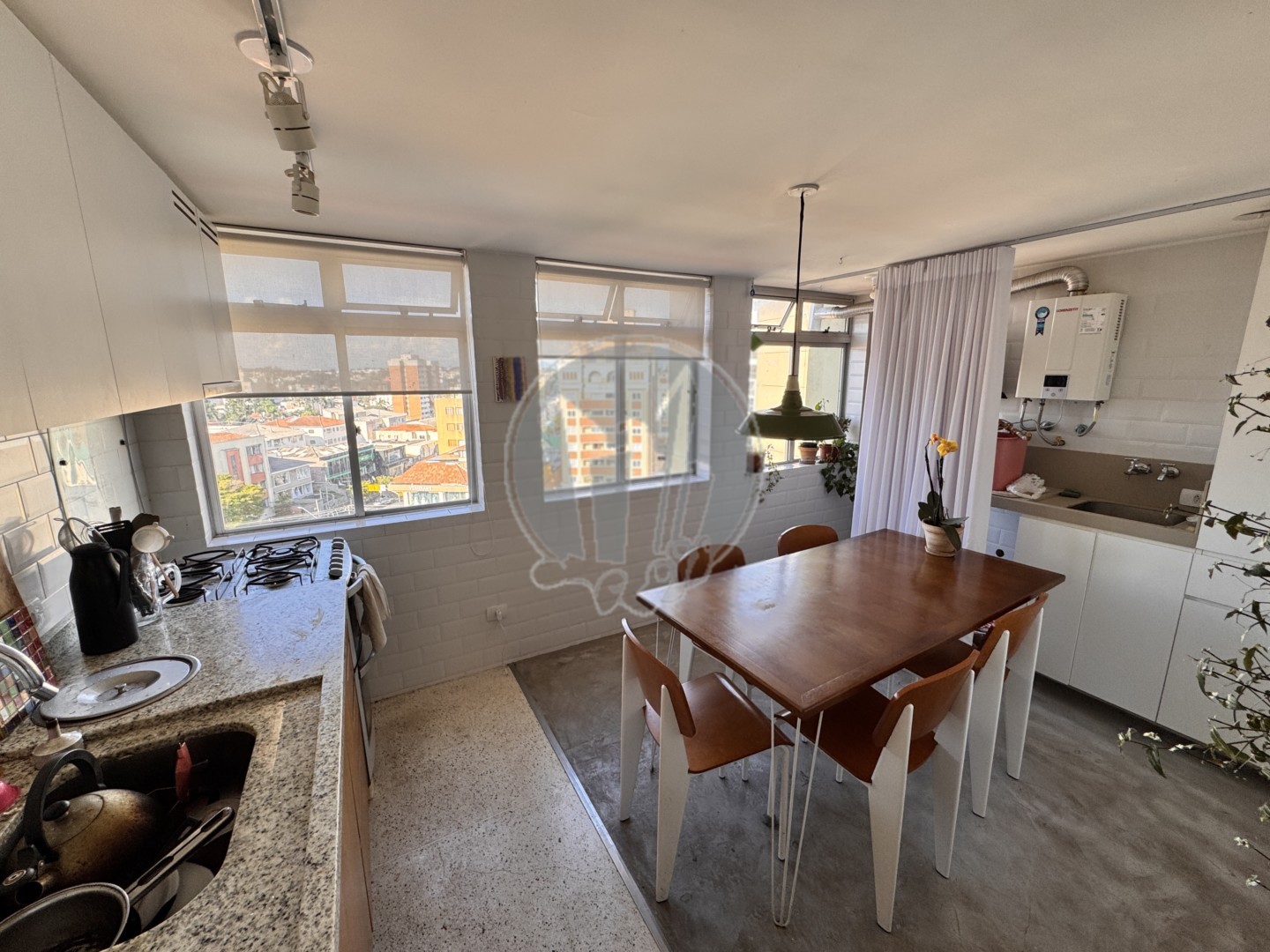 Apartamento para venda no Centro em Curitiba com 76,32m² por R$ 460.000,00