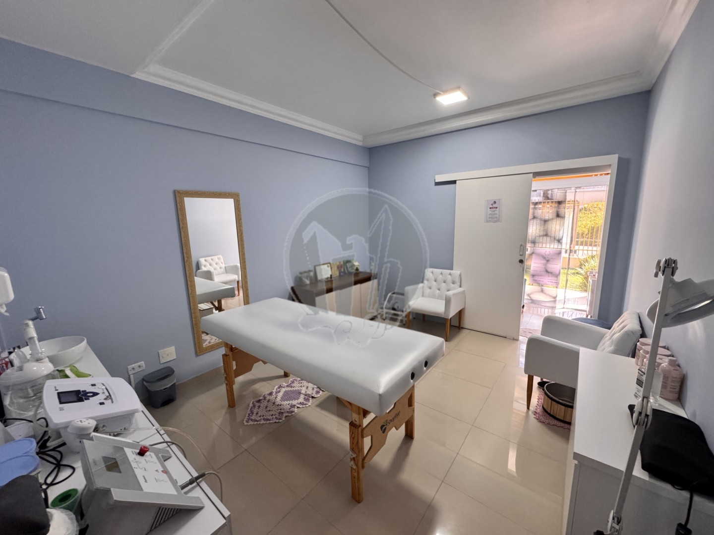 Comercial à venda em Fazendinha, Curitiba — GOMES CONSULTOR IMOBILIARIO LTDA.