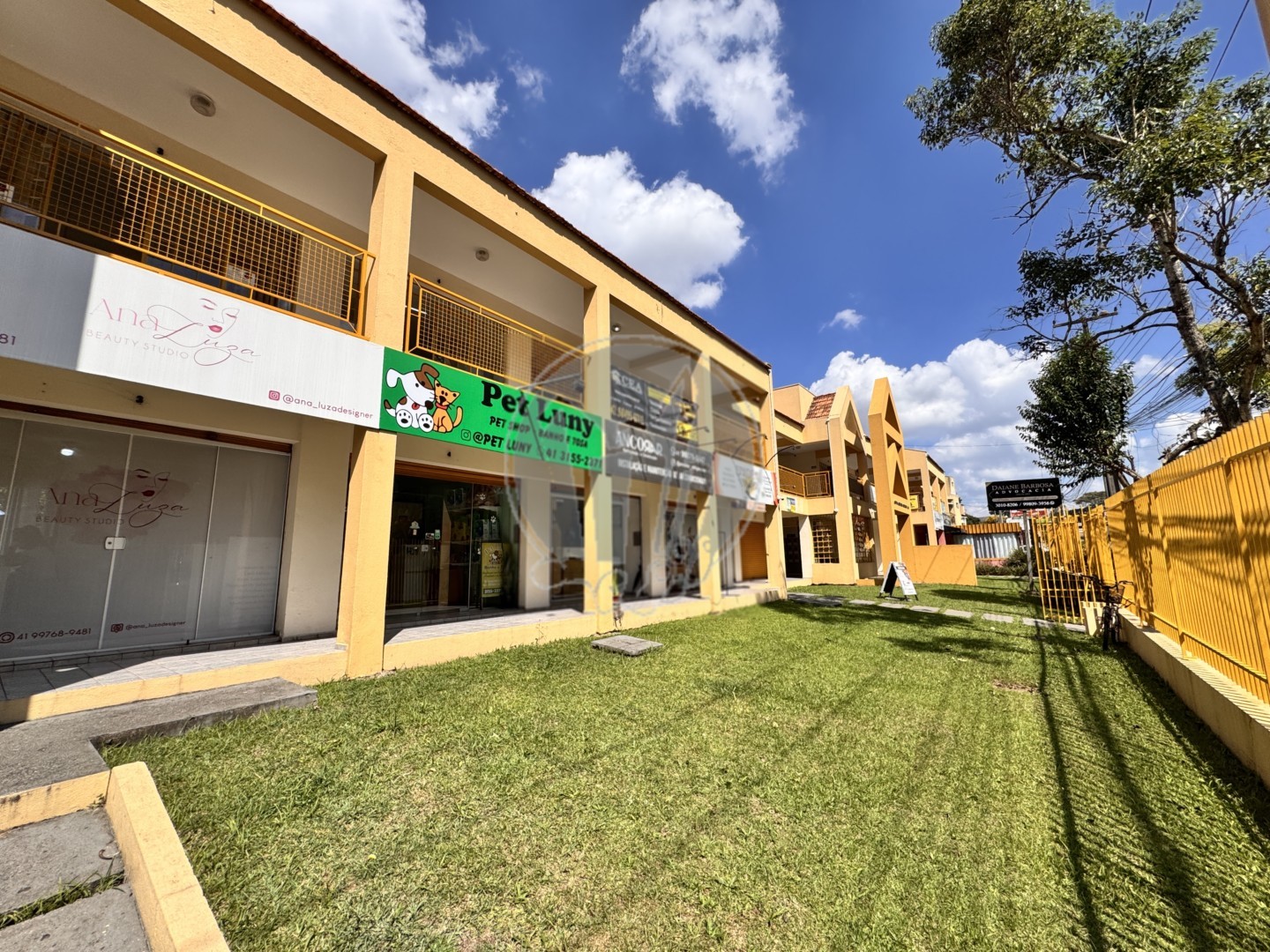 Comercial à venda em Fazendinha, Curitiba — GOMES CONSULTOR IMOBILIARIO LTDA.