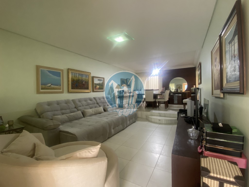 Casa Residencial para venda no Guaira em Curitiba com 462m² por R$ 1.200.000,00