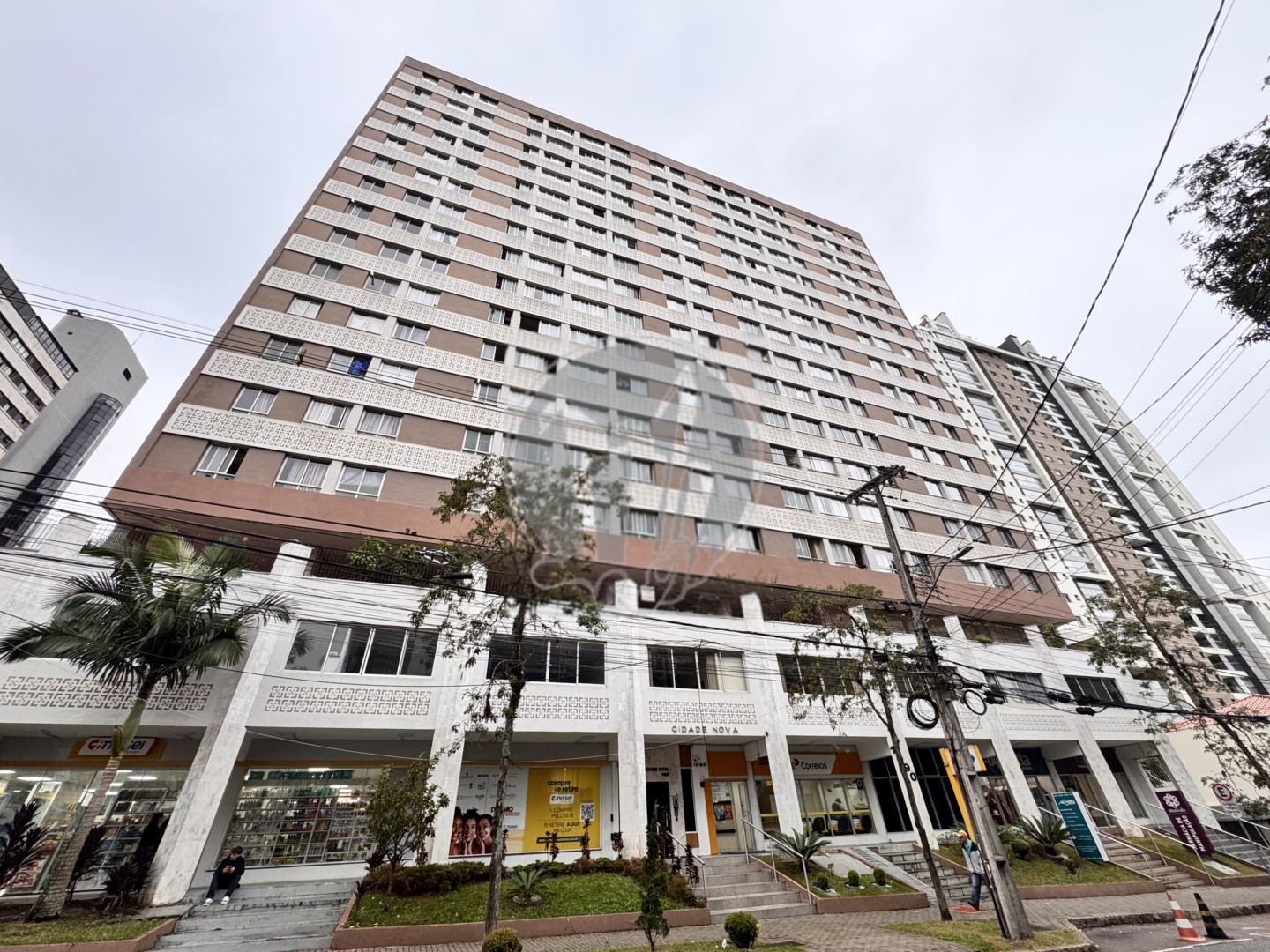 Apartamento para locacao no Batel em Curitiba com 62,07m² por R$ 2.125,00