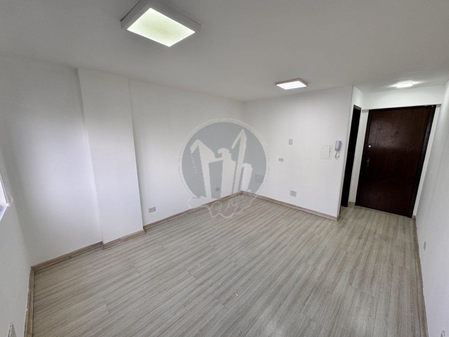 Sala/Conjunto Comercial para alugar em Centro, Curitiba — Portal Chave Fácil