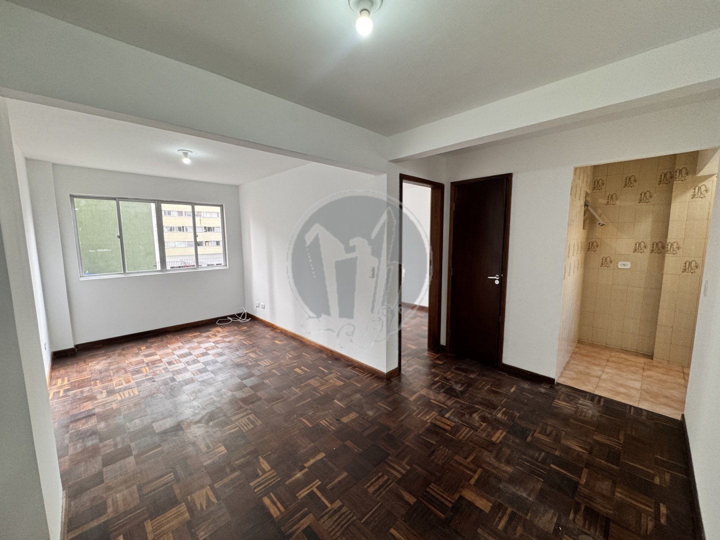 Apartamento para locacao no Centro em Curitiba com 46,77m² por R$ 1.625,00