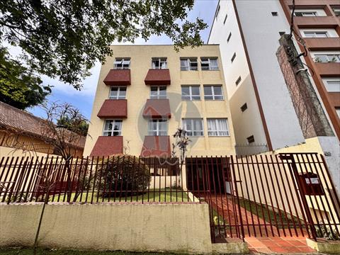 Apartamento para locacao no Juveve em Curitiba com 87,5m² por R$ 3.000,00