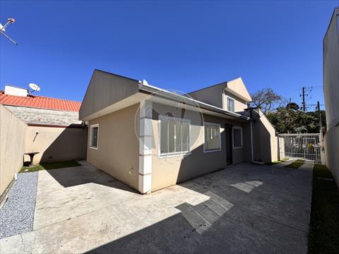 Casa Residencial para locacao no Santa Candida em Curitiba com 56,69m² por R$ 2.750,00