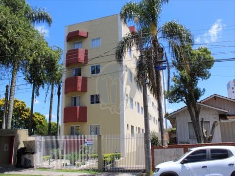 Apartamento para locacao no Novo Mundo em Curitiba com 63,4m² por R$ 1.562,50