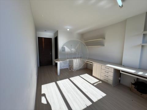 Conjunto Comercial para locacao no Centro em Curitiba com 18,45m² por R$ 750,00